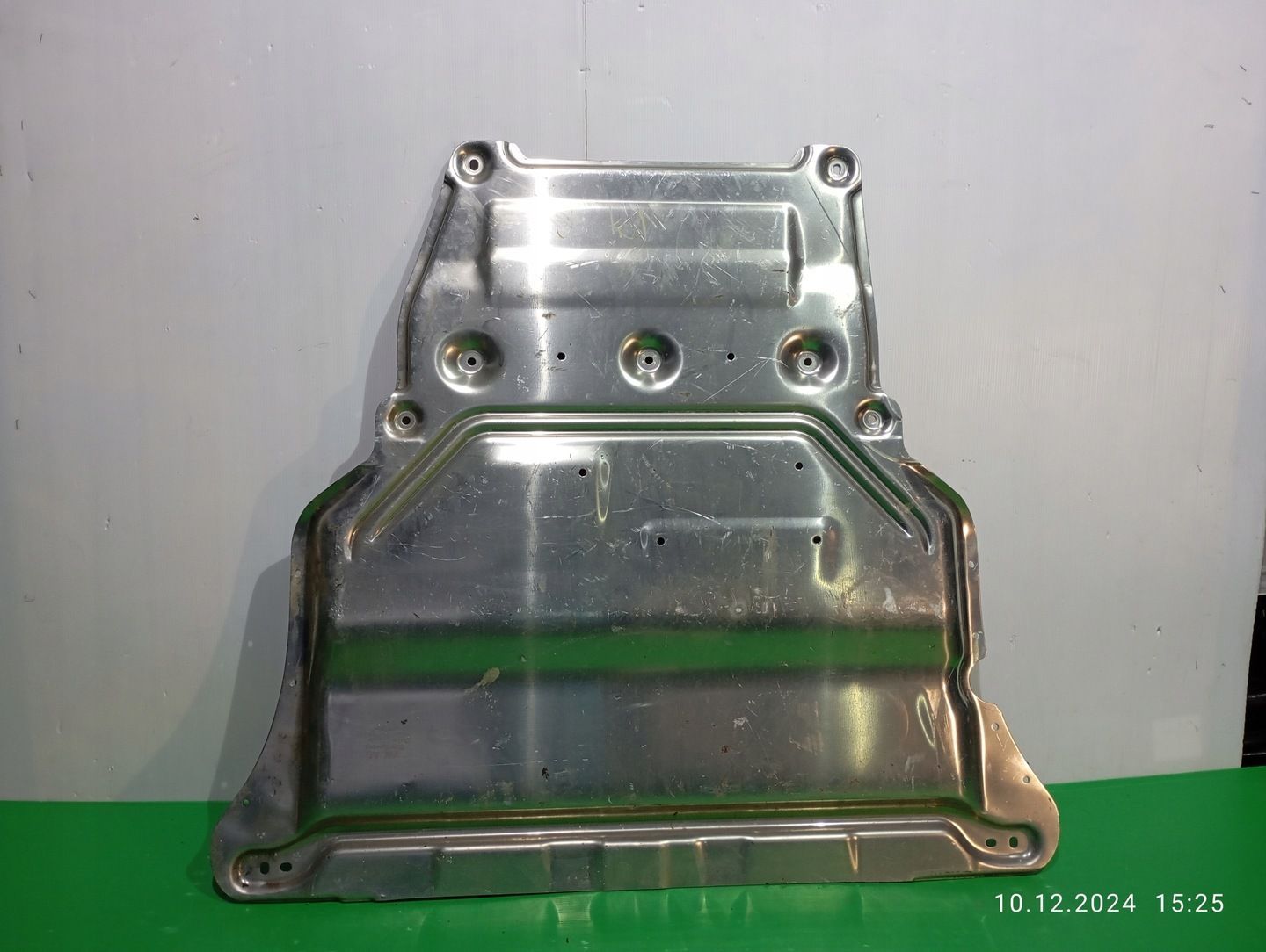 PŁYTA OSŁONA POD SILNIK VW T-ROC CABRIO AUDI A3 8V 5Q7825235D
