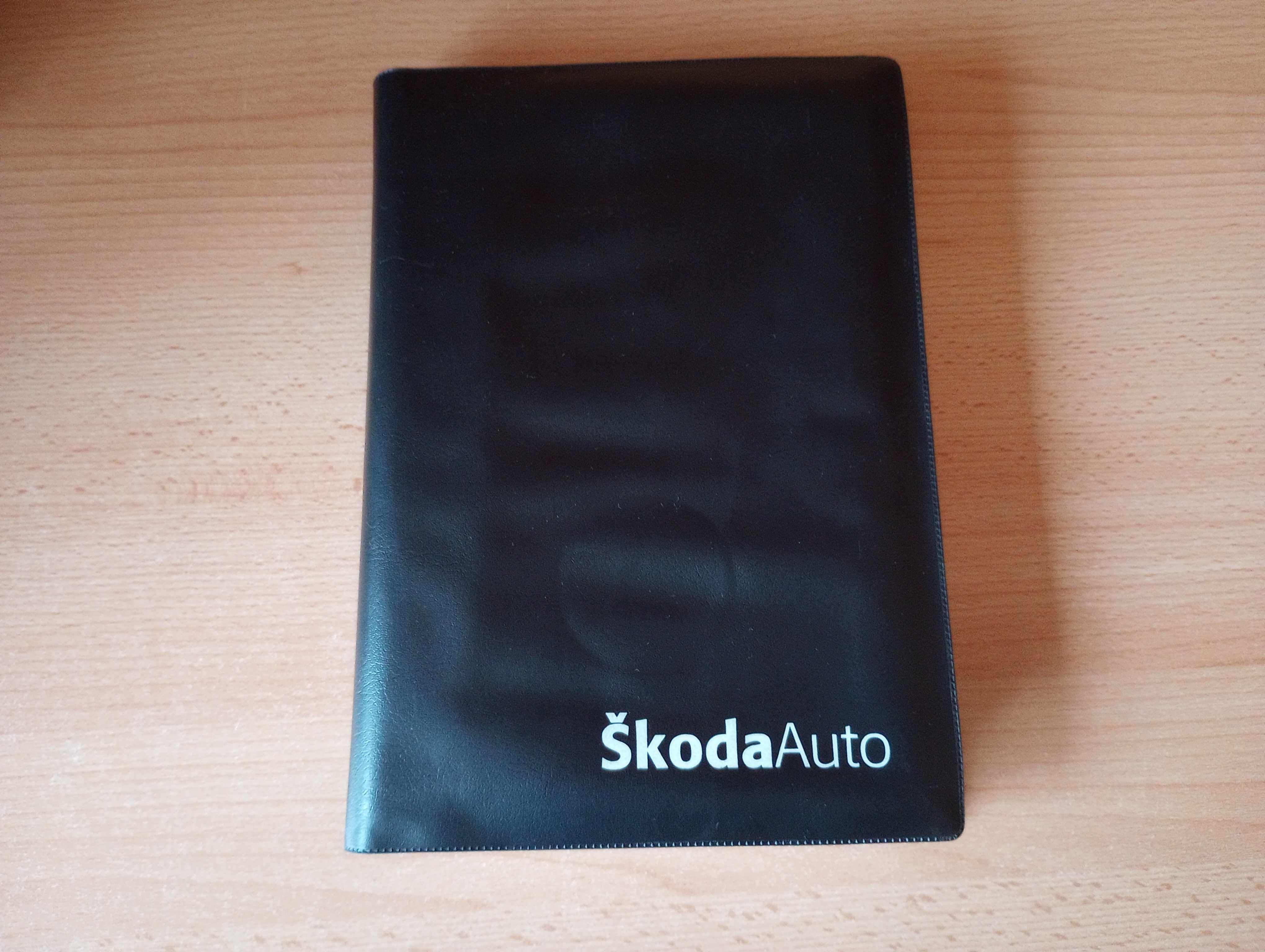 Сервисная книжка Skoda Oktavia Tour полный комплект.