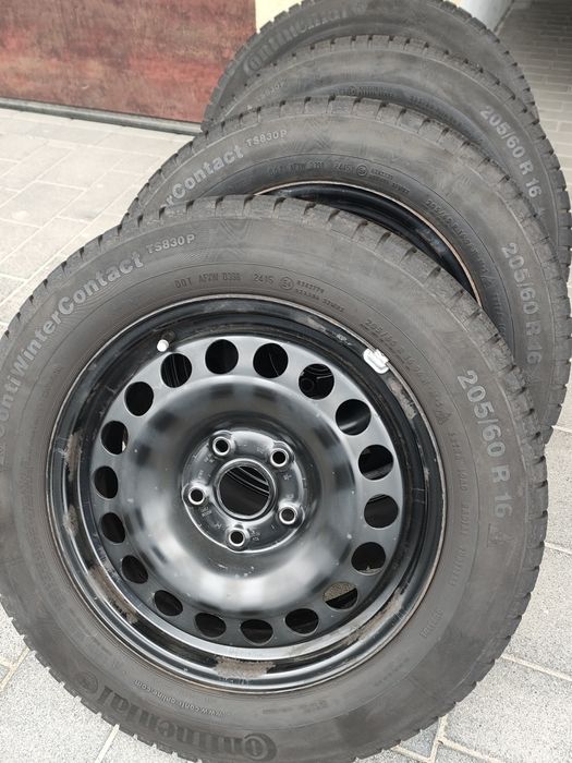 Koła Audi Skoda Seat VW 7Jx16 5x112 ET42 Opony 205/60r16 96H