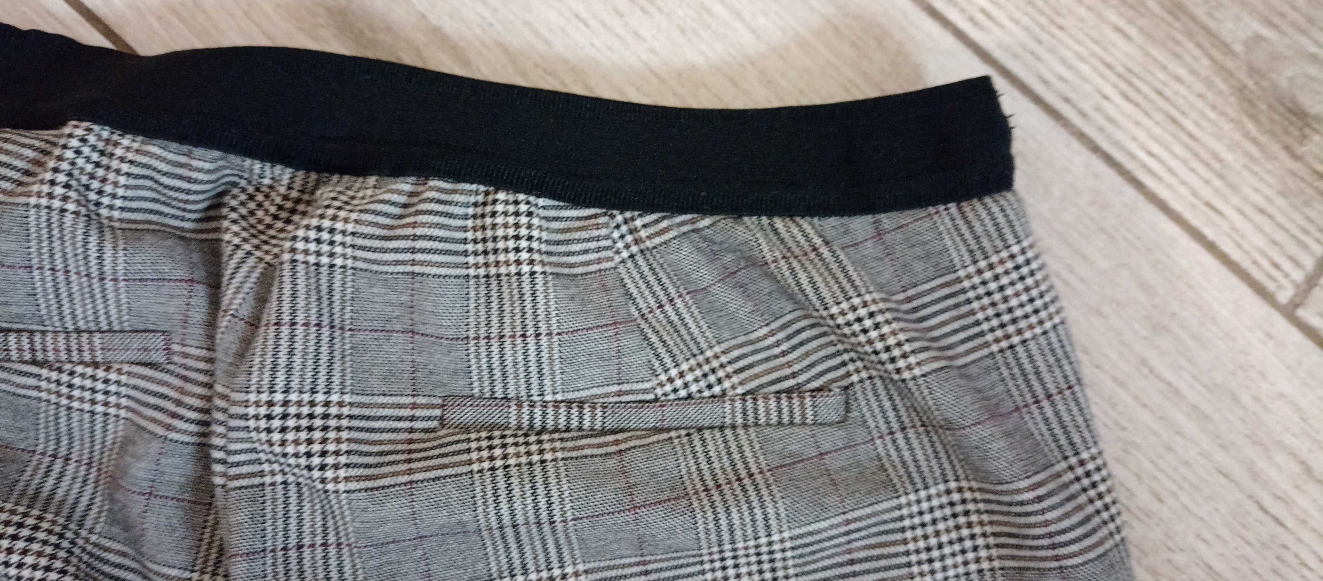 Spodnie w kratkę, LCW bardzo ładne, gumka, wygodne, bdb, L