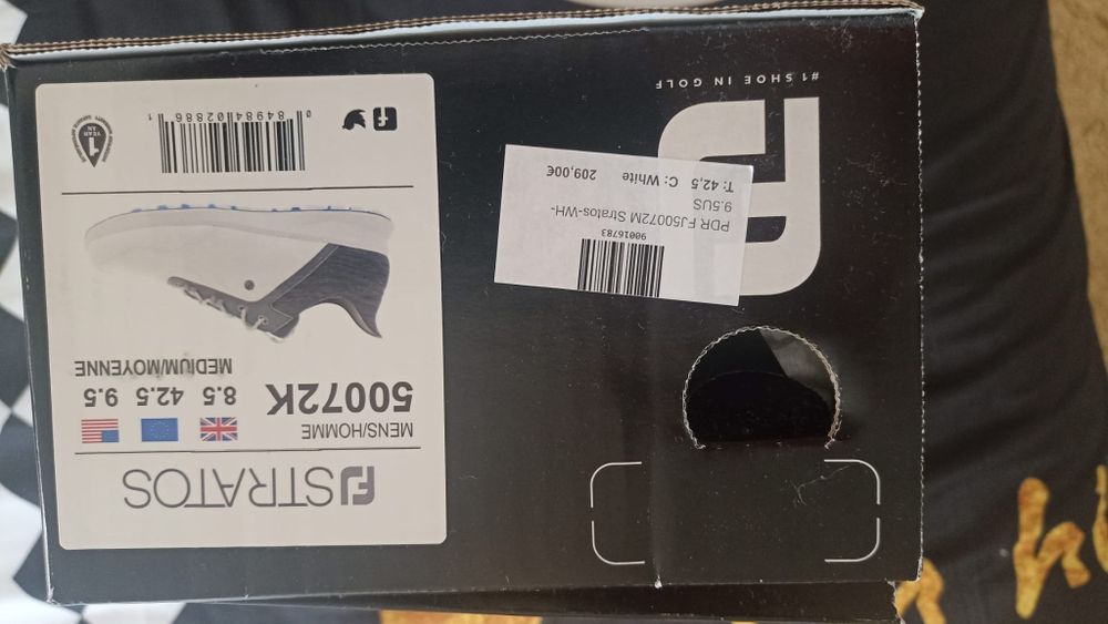 Sapato Tênis Profissional de Golf Marca FJ Tamanho 42,5