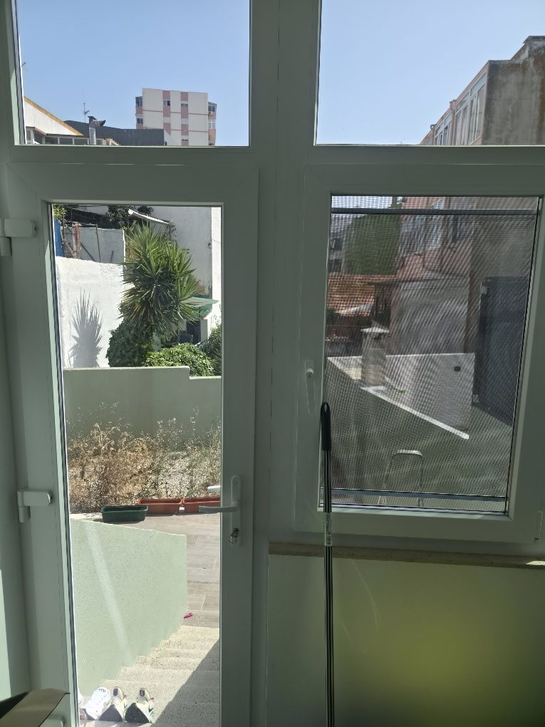 Quarto para arrendar casal