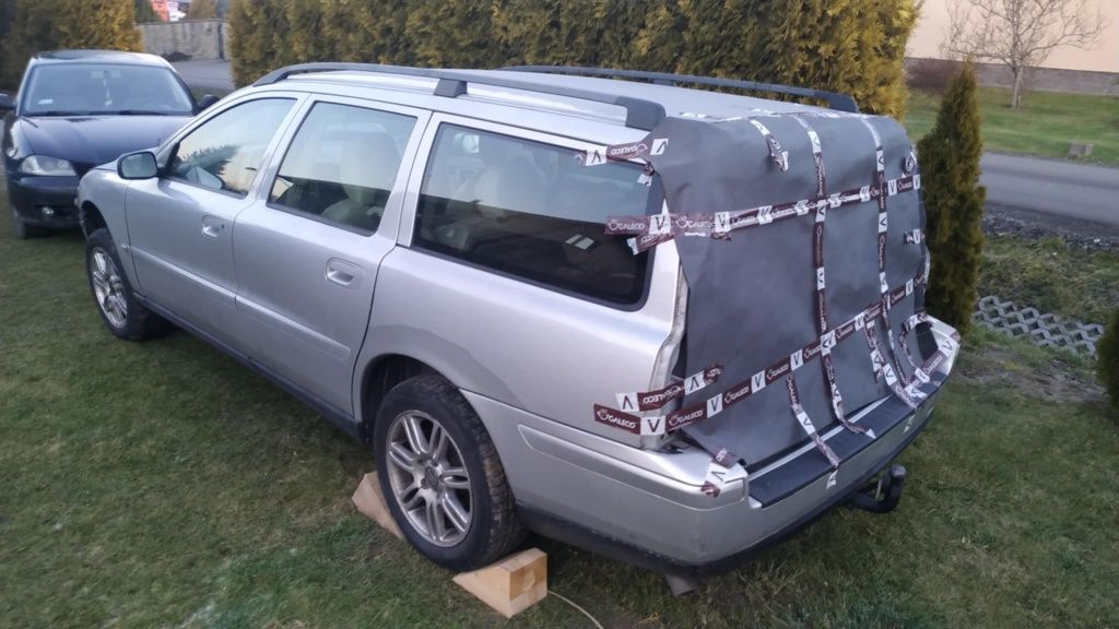 Volvo V70 polift, koła, na części, srebrny metalik 426
