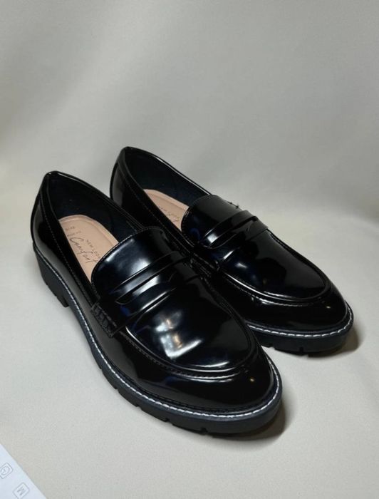 Lakierowane loafersy New Look