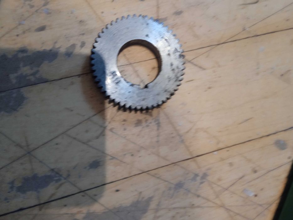 Koło zębate do frezarki 52x8x24