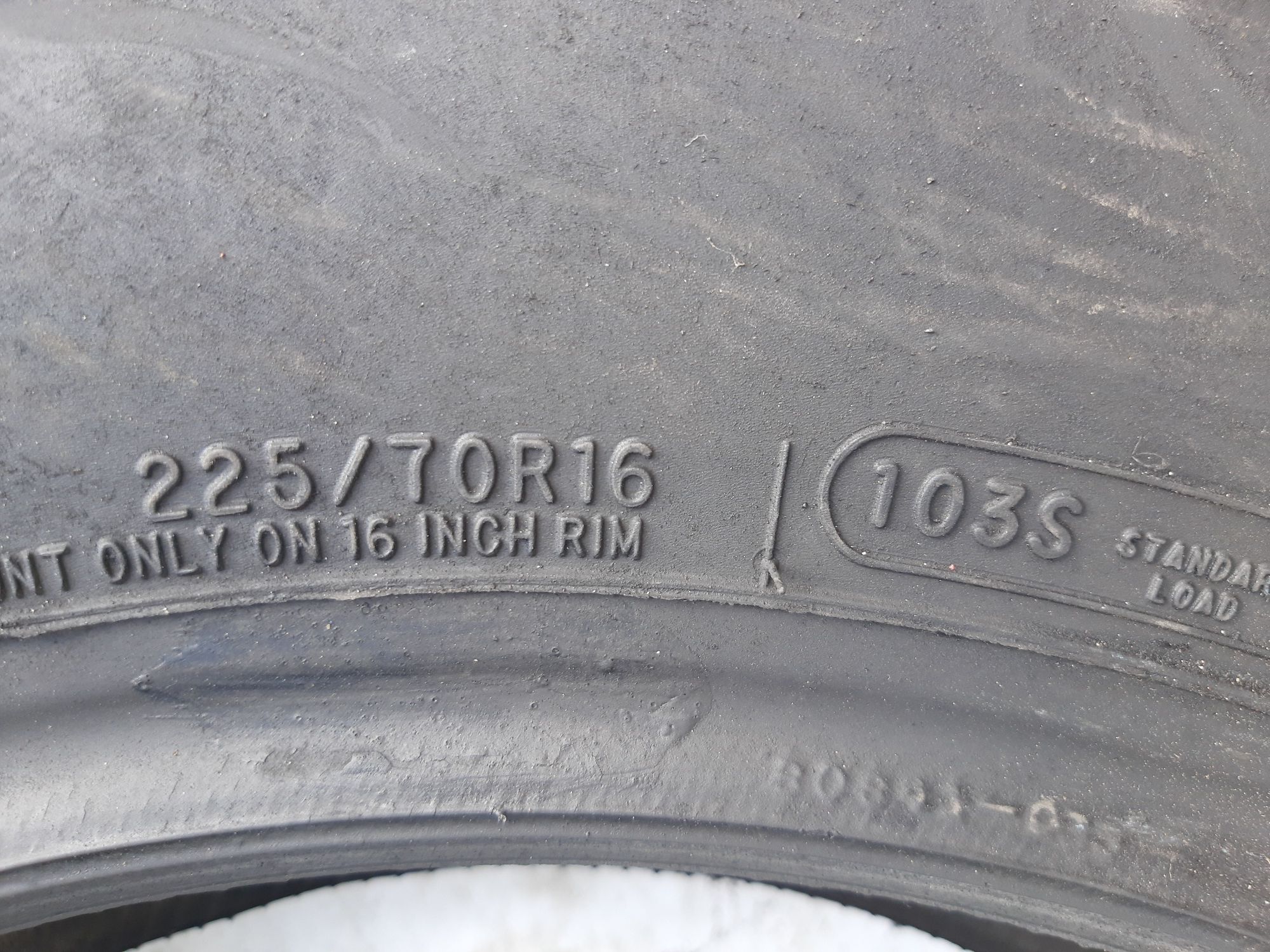 225/70r16 103S Wild Country Sport XHT