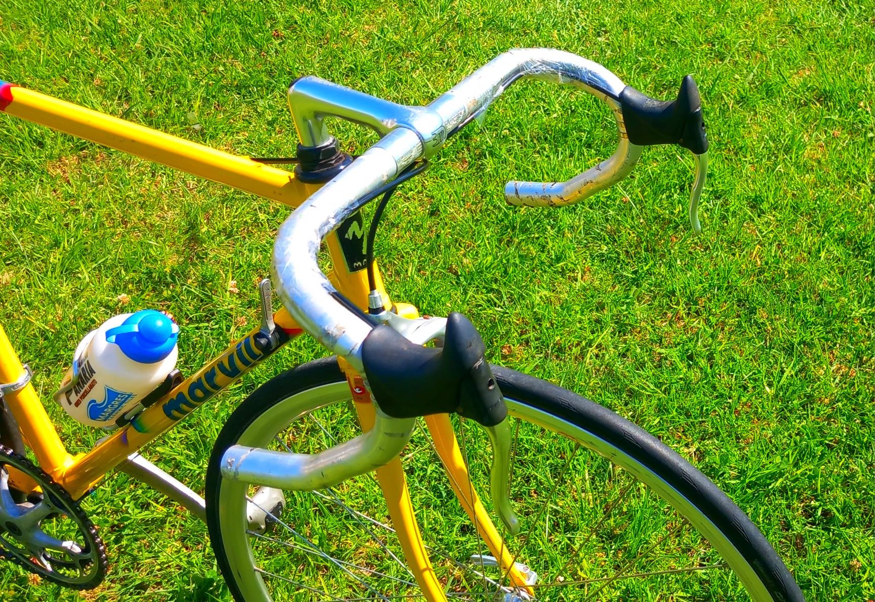 Bicicleta de Estrada tamanho M Material Shimano