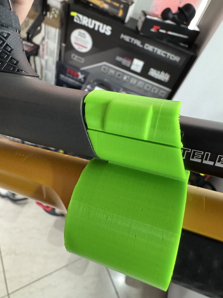 Uchwyt 3D na pinpointer XP/Nokta do sztycy XP Deus bez śrubek