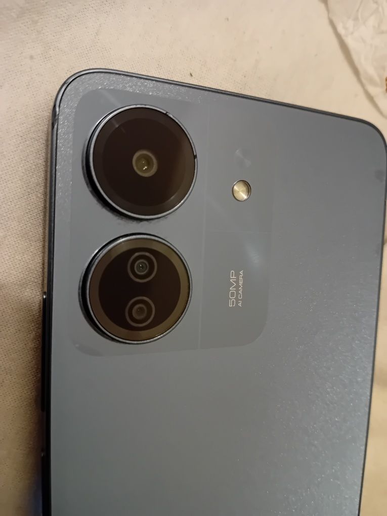 Telemóvel Redmi 13c novo 256gb