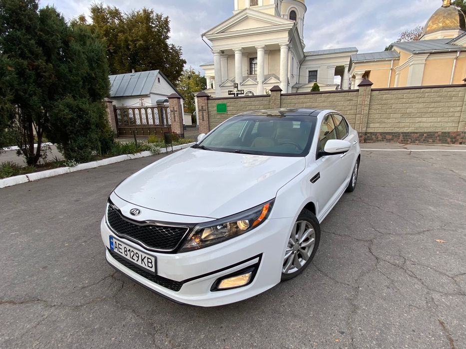 Продам машину KIA optima