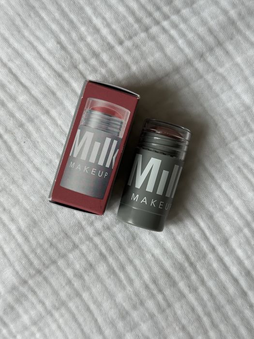 Milk makeup roż w sticku do ust i policzkow Sephora