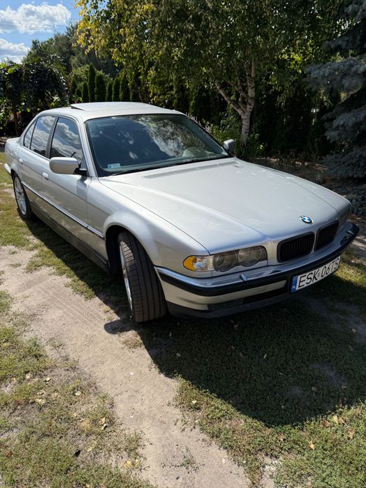BMW 7 E38 2.8 + LPG