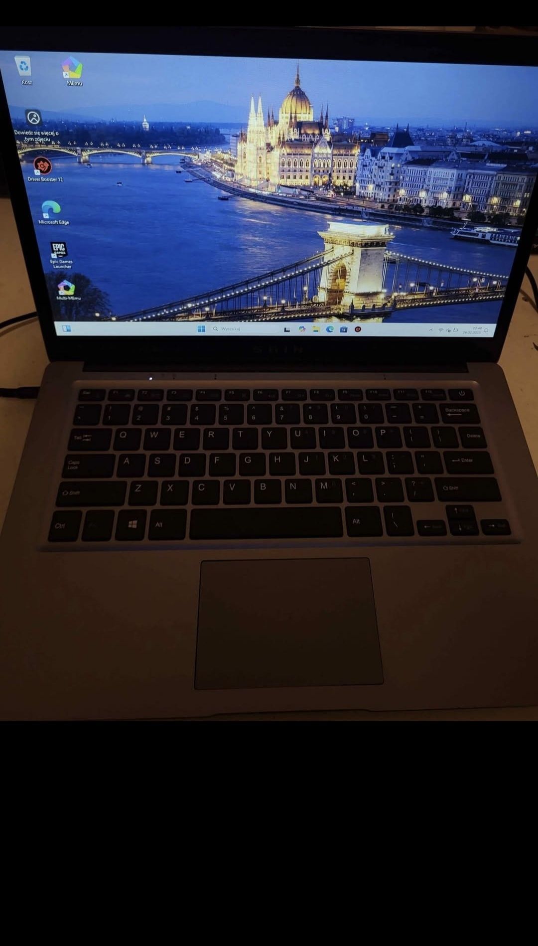 Laptop Sgin 14 ssd , jak nowy, mały idealny np na studia.