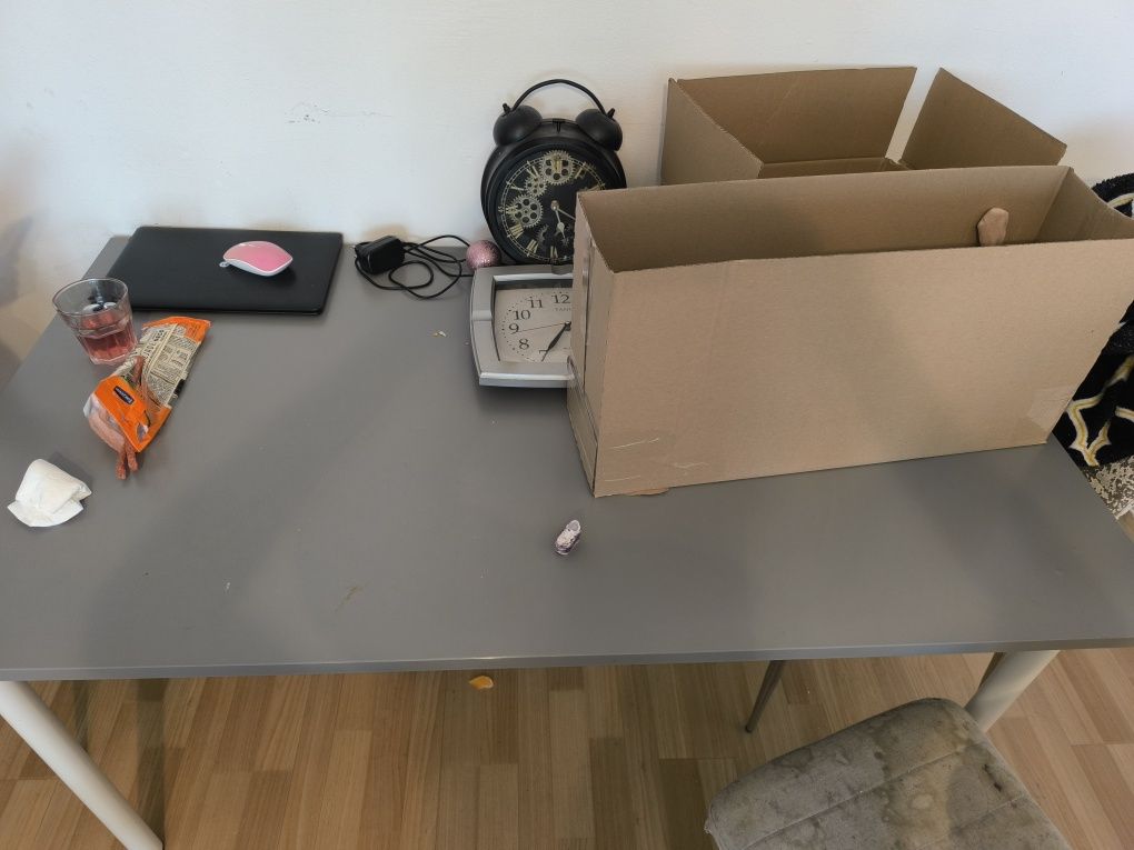 Stół duży ikea 6os pomieści