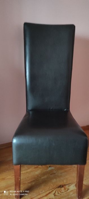 4 krzesła z brązowej ekoskóry