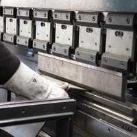 Gięcie na prasie CNC, usługi gięcia stali