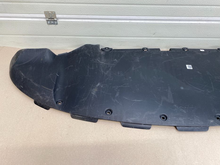 Dokładka Listwa Płyta Osłona Pod Silnik Zderzaka Przód TESLA MODEL Y