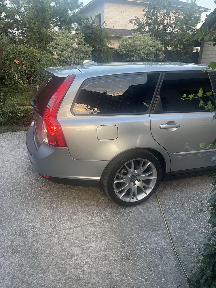 Volvo v50 продажа авто