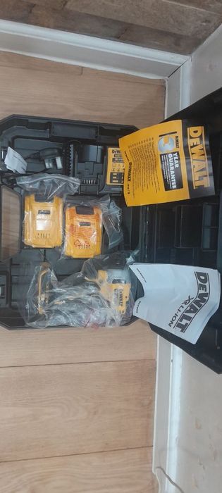 Продам Dewalt набір іпакт новий!!!