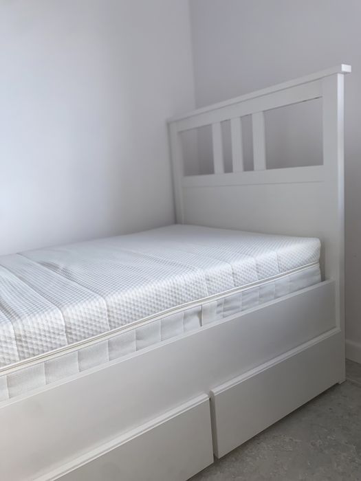 Łóżko HEMNES białe 90x200 Ikea jednoosobowe materac szuflady