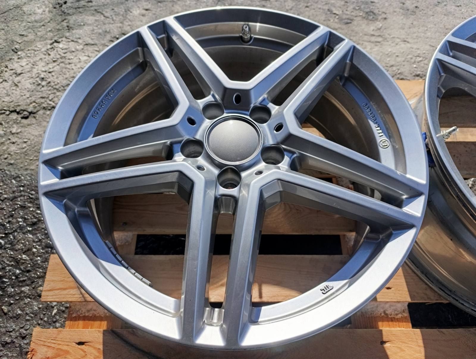 Легкосплавні диски 5 112 R18 титани Р18