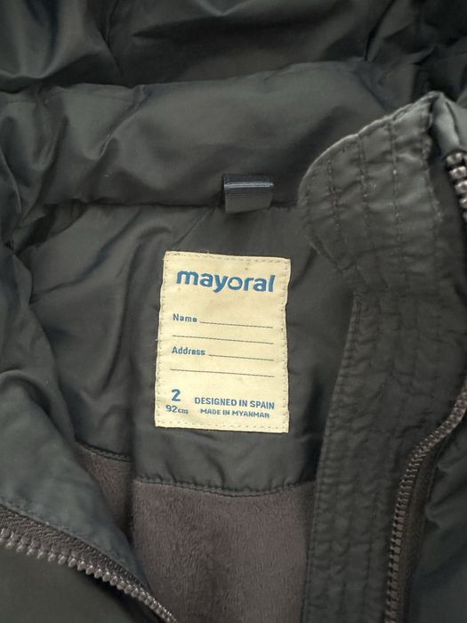 Blusão menina, 2 anos, da Mayoral. Como novo