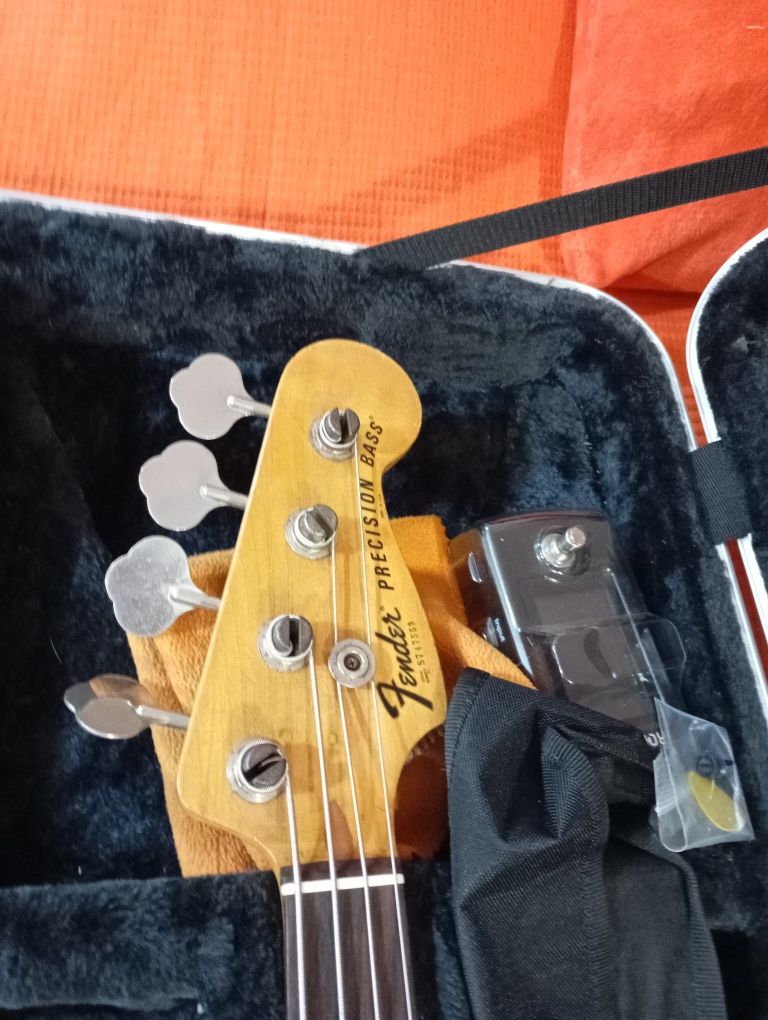 Fender Precision bass Vendo viola baixo