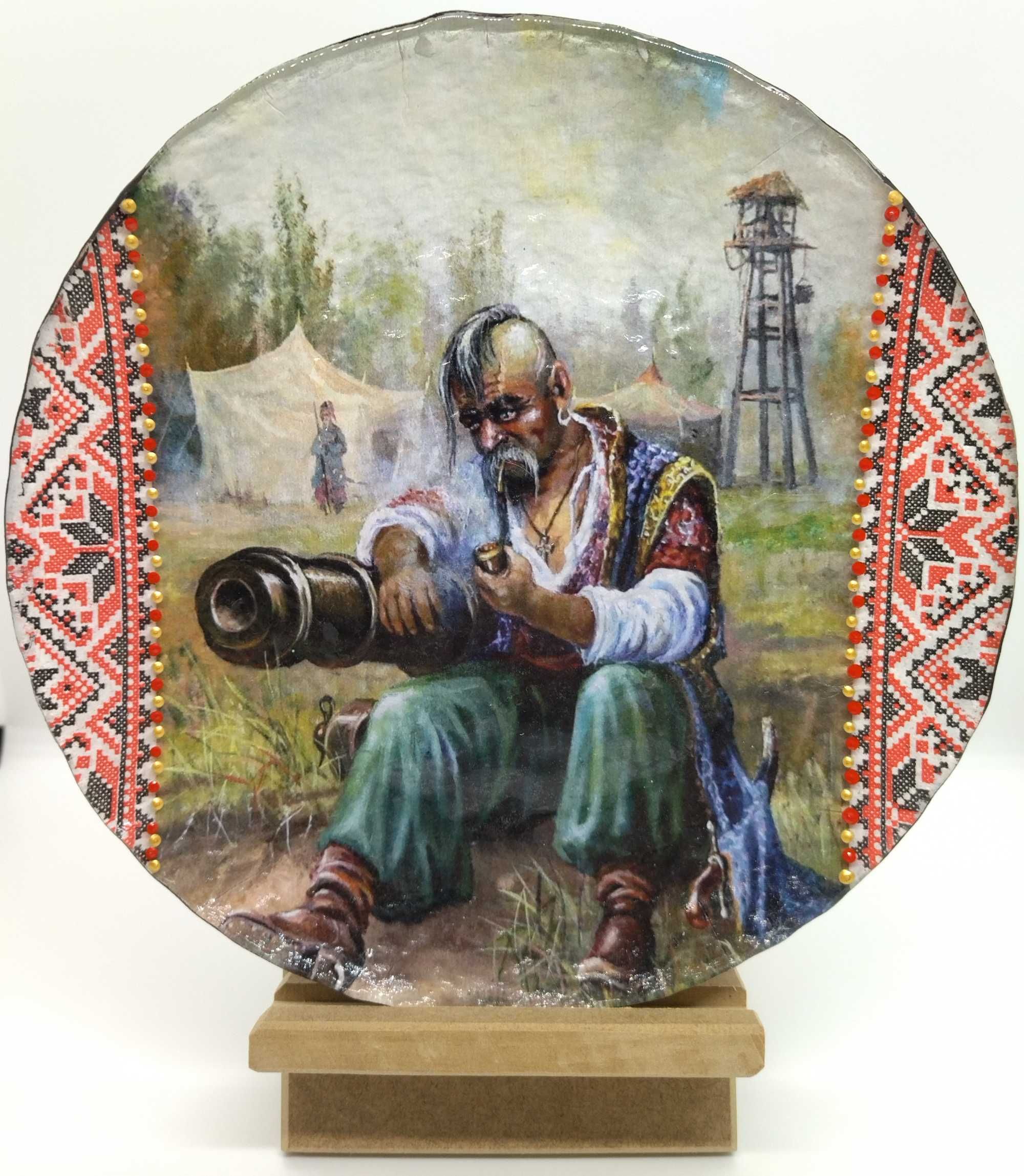 Сувенирные - подарочные тарелки в украинском стиле
