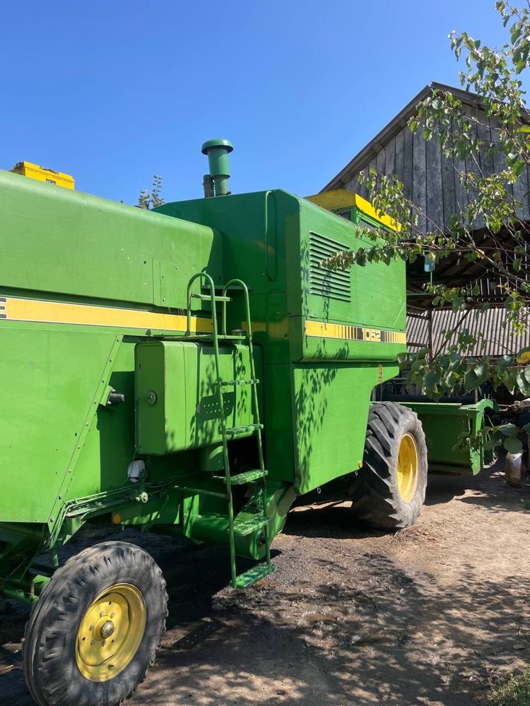 John deere 1052 1984року