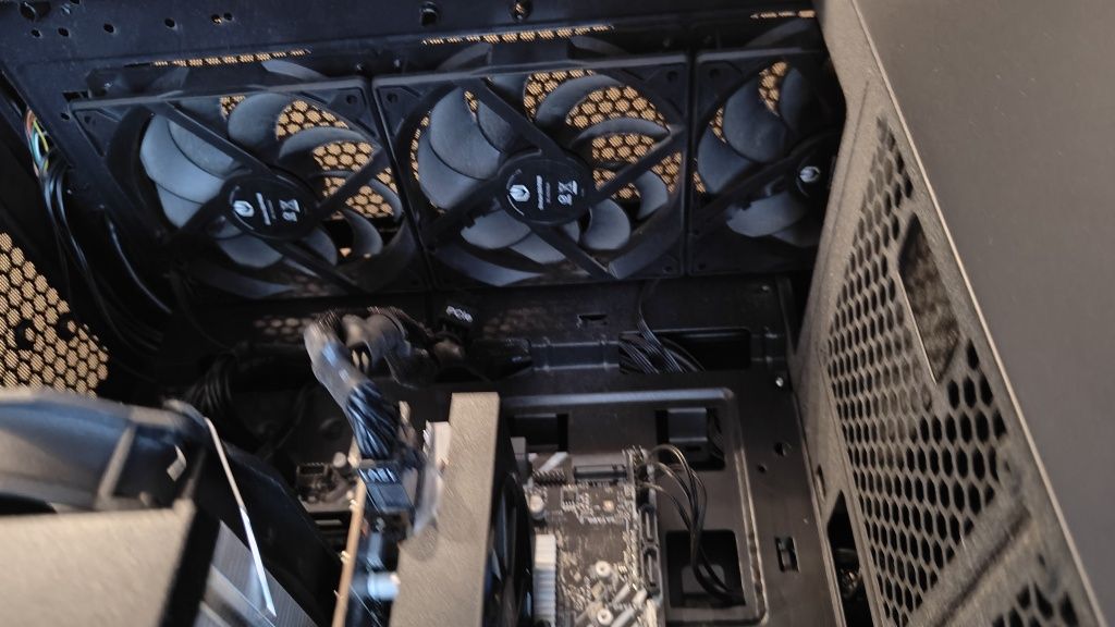 Komputer PC 1TB/32GB/i5-12400F/RX6600 8GB/500W + klawiatura i mysz