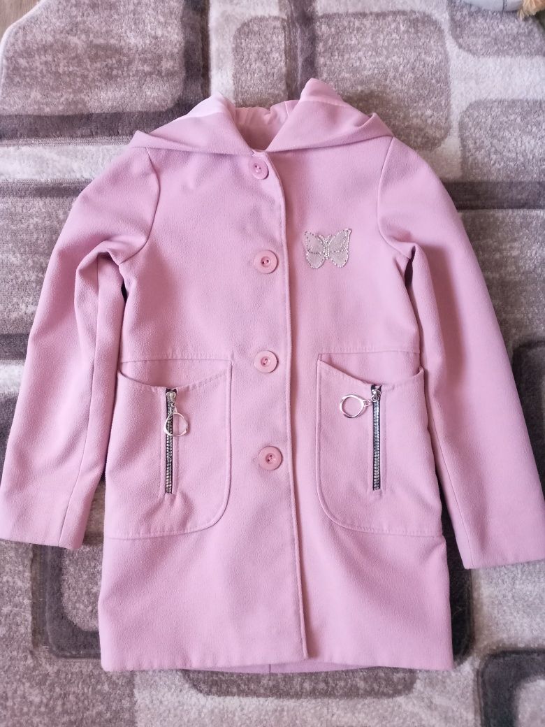 Пальто для дівчинки 8-9 років