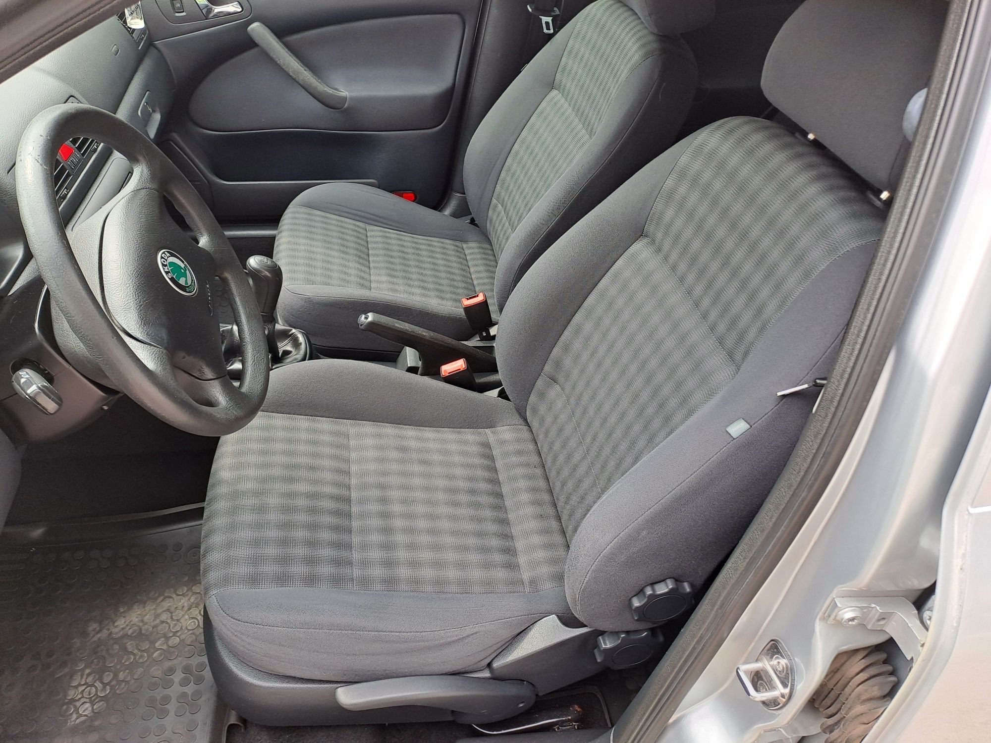 Skoda Oktavia Tour 1.6 MPI