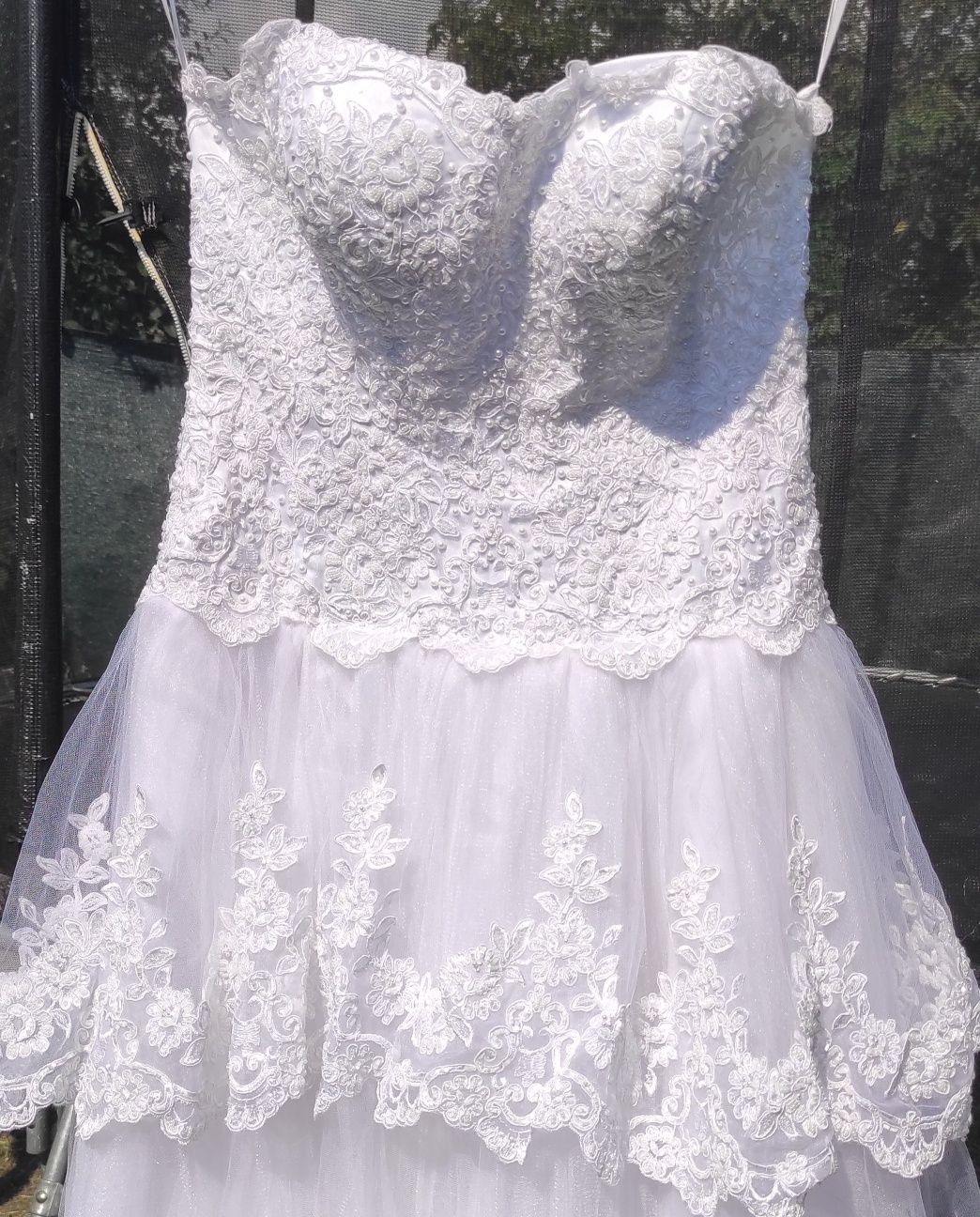 Весільна сукня, біла сукня