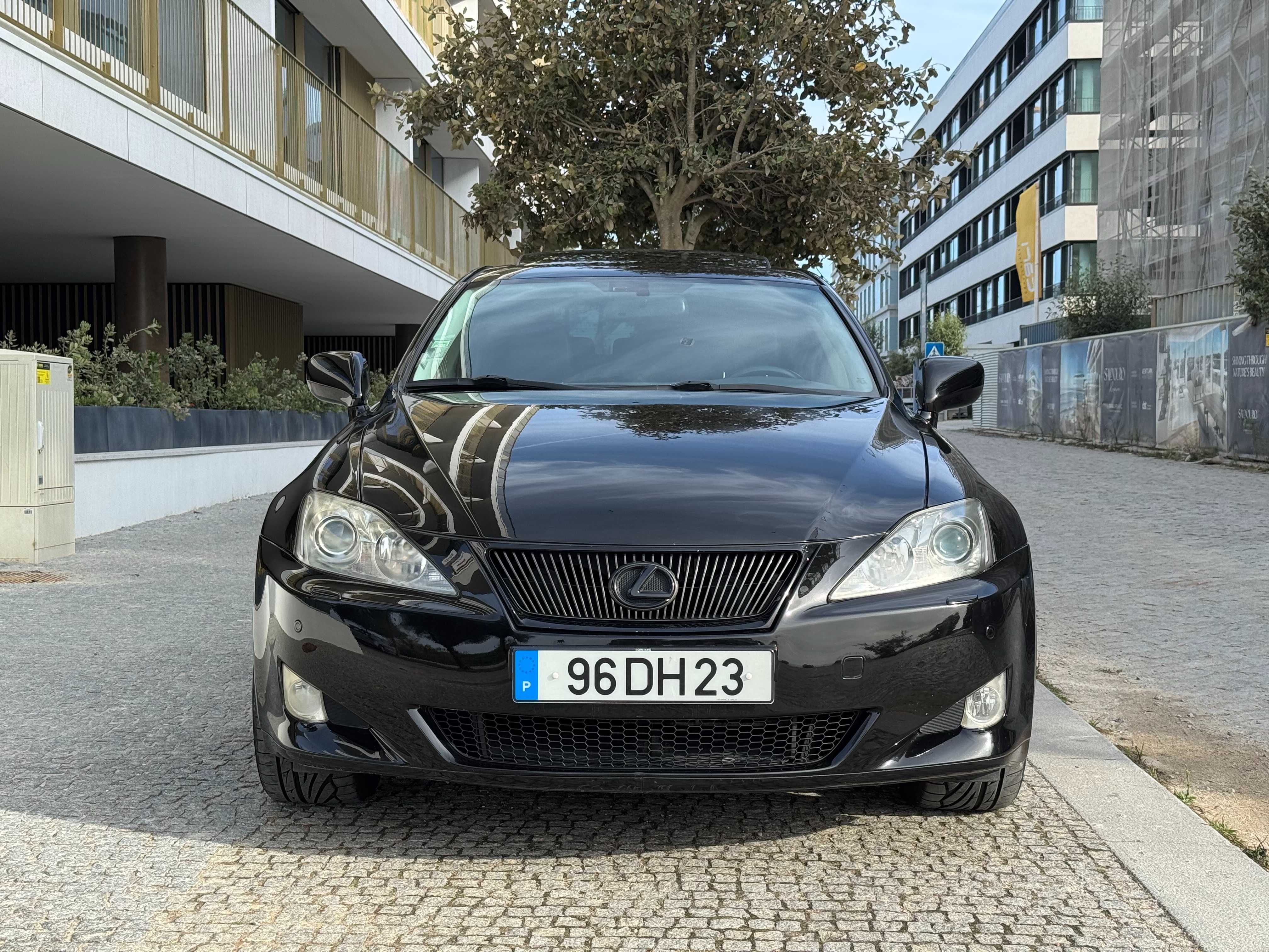 Lexus IS 220d 2007 – Luxury / máxima configuração