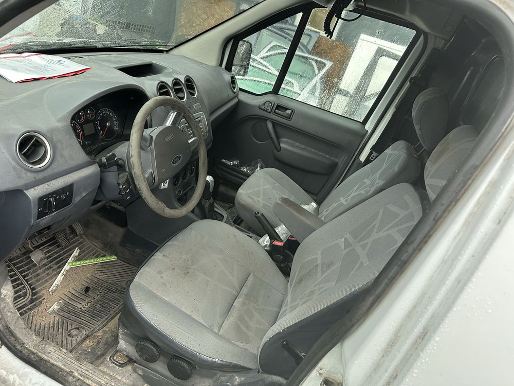 Części Transit Connect I Lift 1.8TDCI Skrzynia Drzwi Zderzak Lampa