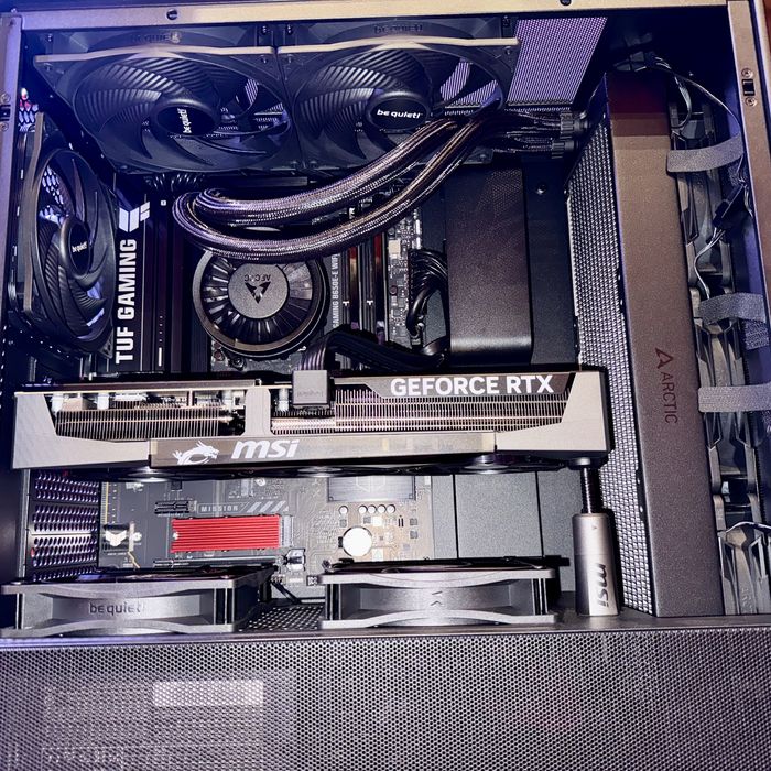 Komputer ryzen 7 9800x3d RTX 5080 64GB DDR5 2TB SSD AIO nowy