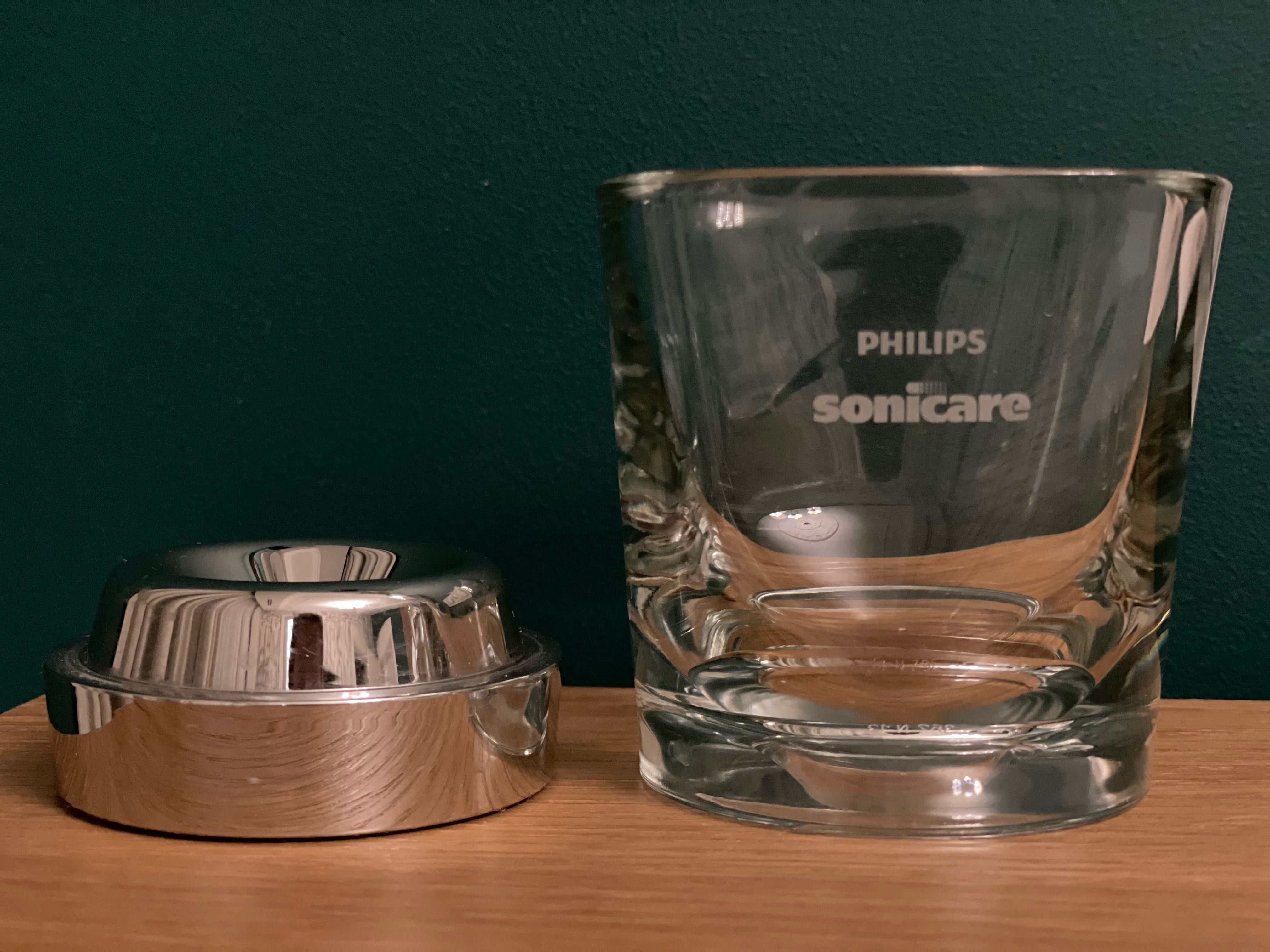 Szklanka ładowarki PHILIPS Diamond Clean