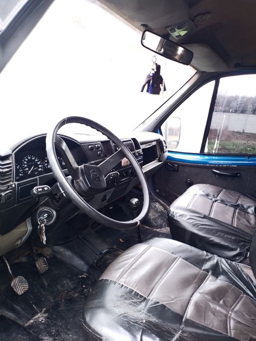 Продам неплохую газель кузов 4.20.инжектор газ.бензин.документы в поря