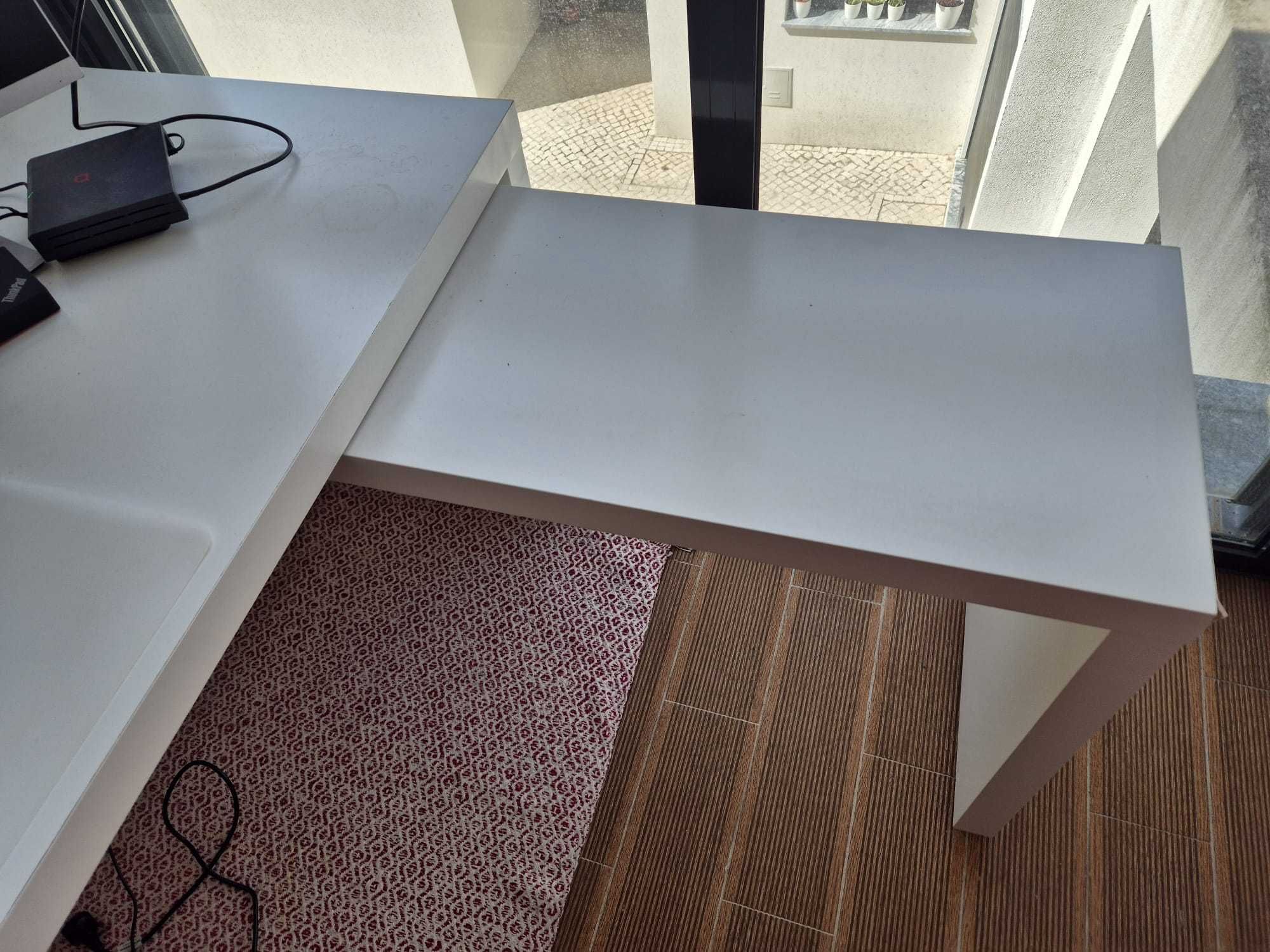 Secretaria branca com extensão lateral, Ikea