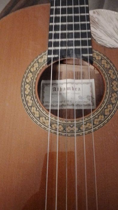 Guitarra Alhambra semiacústica P5 Ctw - est -e edição de 1996