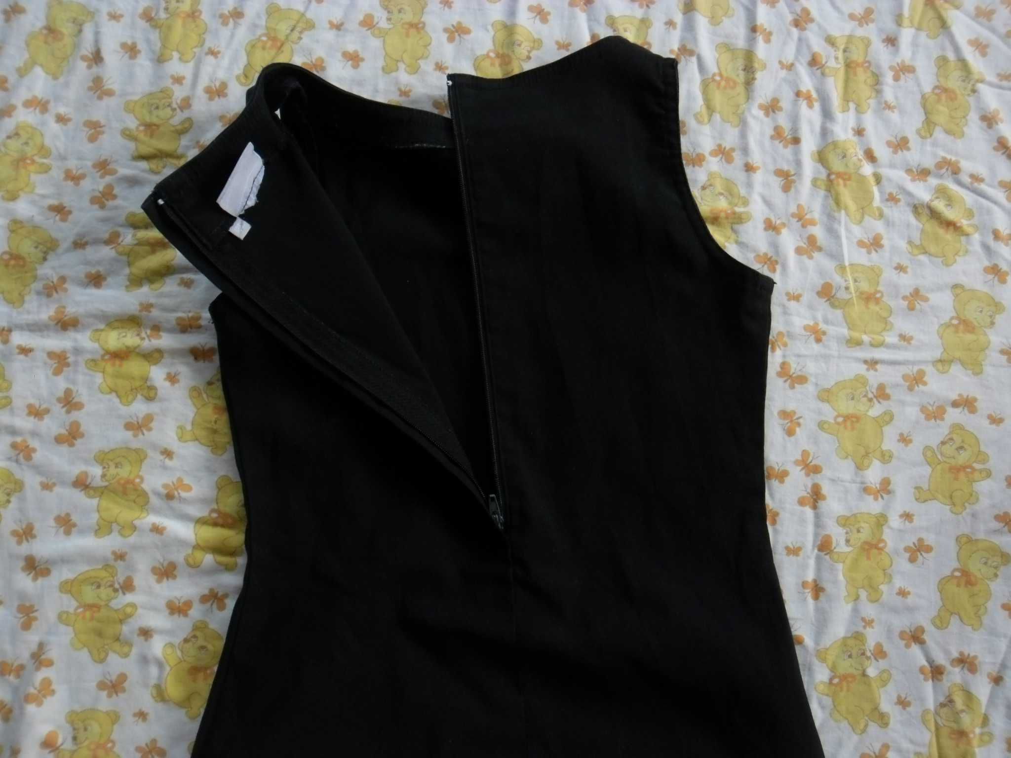czarna sukienka 128 rozpoczęcie roku szkolnego, sukieneczka czarna