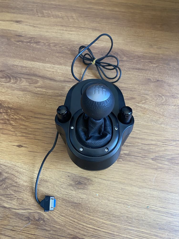 Kierownica logitech g923 + shifter