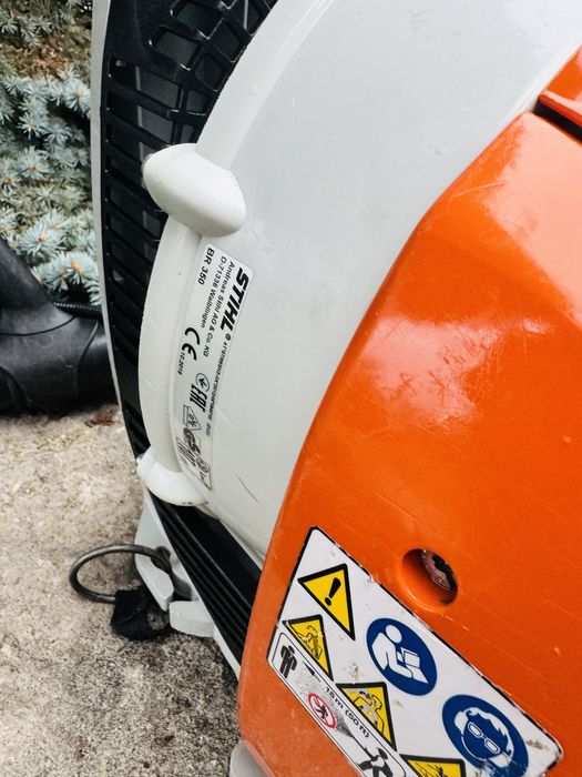 Dmuchawa spalinowa plecakowa Stihl BR350 BR 350 super stan