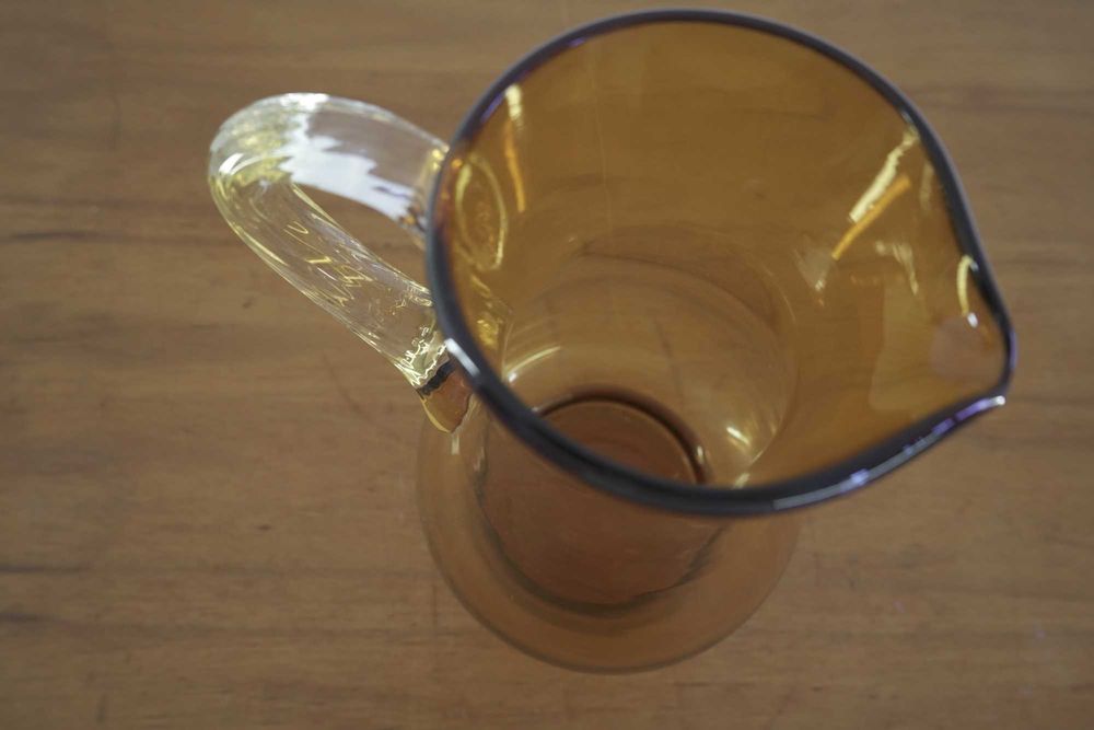 Jarra em vidro (Elegante)