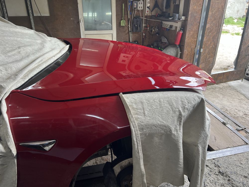 Капот Tesla model S