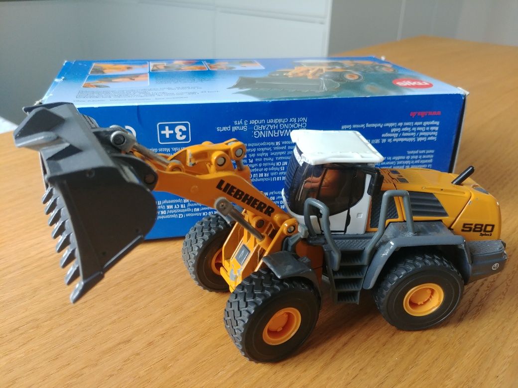 SIKU 3533 skala 1:50 Koparka Liebherr R580