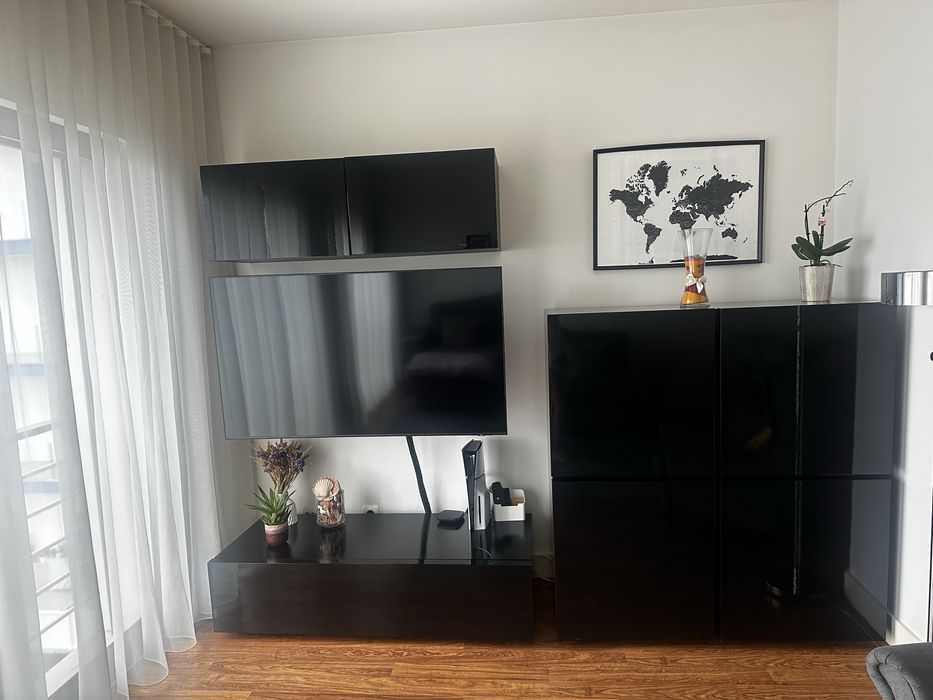 Vendo conjunto móvel televisão e aparador