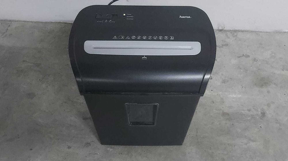 Triturador de Papel / Documentos Hama Premium M8