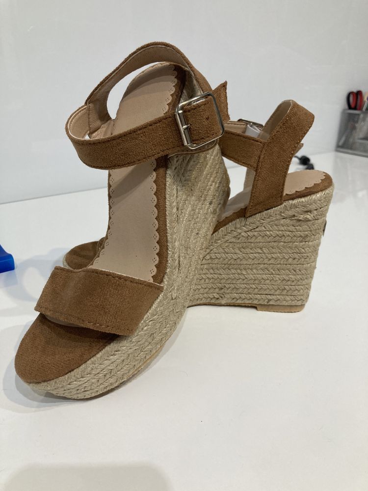 Sandały espadryle