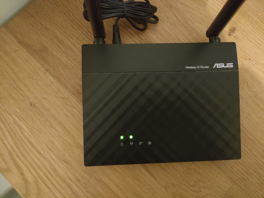 Wi-Fi  Router  Asus RT- N12+ ...